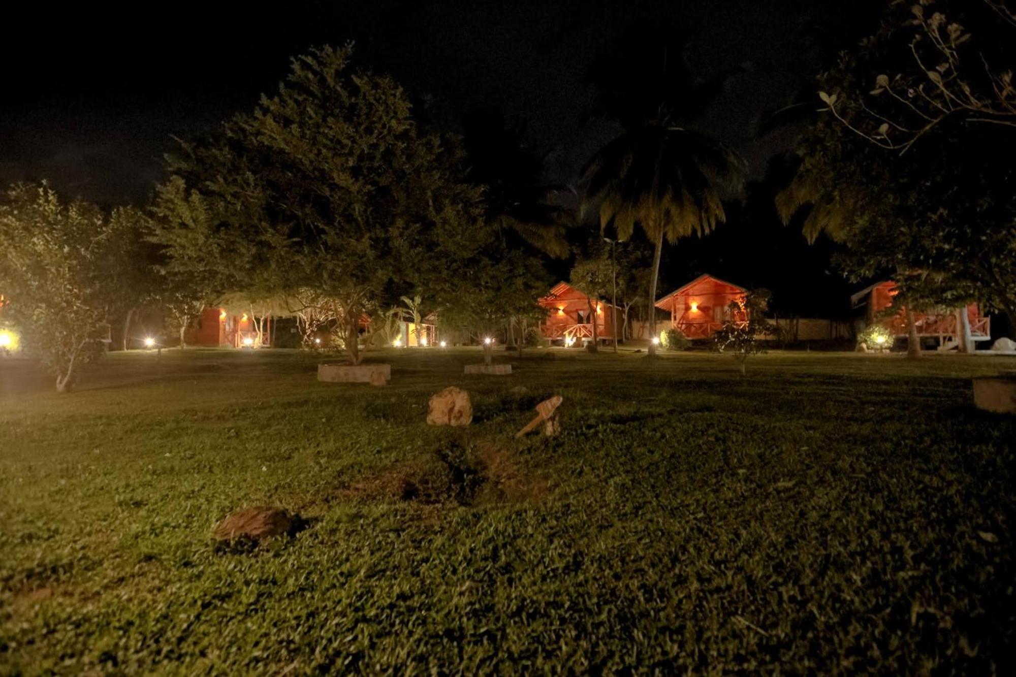 The Mastodon Valley Safari Resort Udawalawe Eksteriør bilde